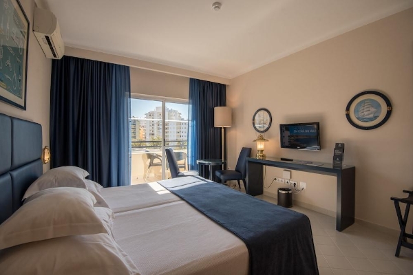 Hotel Vila Galé Náutico (Armação de Pêra, Silves)